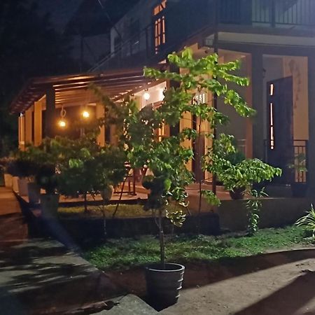 Forest Edge Villa 阿努拉德普勒 外观 照片